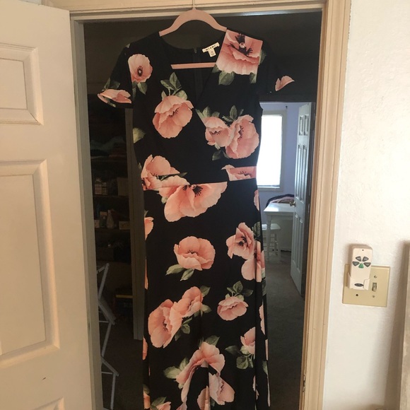 Slightly High/Low boutique dress Size M - Picture 1 of 1